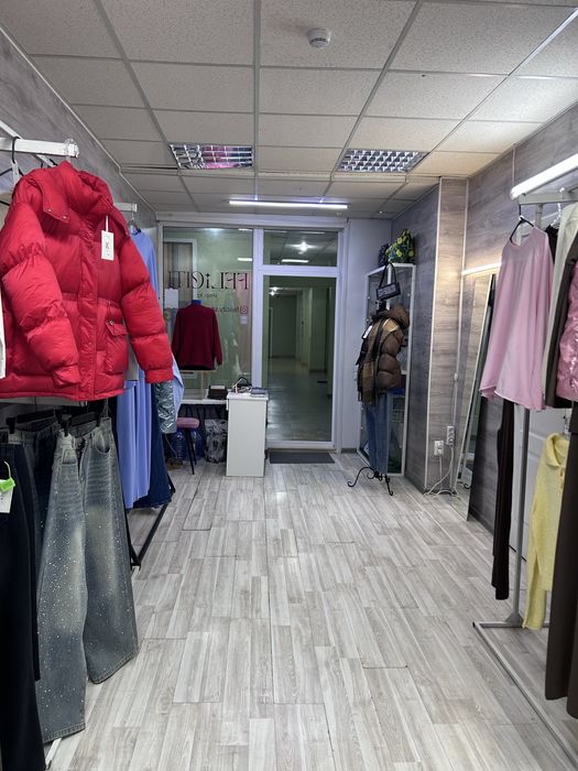Продам отдел одежды в БЦ Экспресс