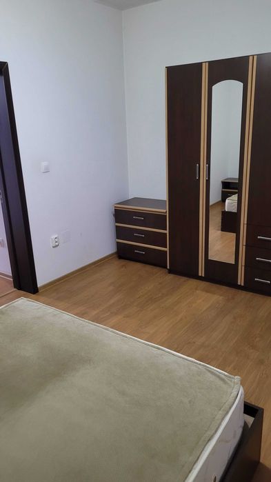 Inchiriez apartament  la 5 min de metroul Aparatorii Patriei