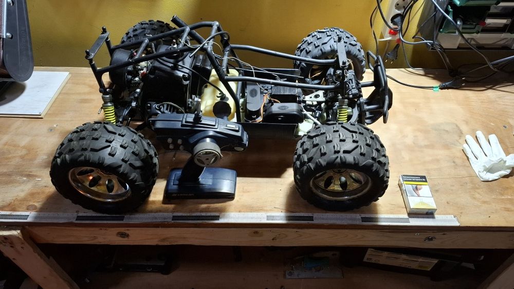 RC off road monster Smartech 1:5 scale с бензинов двигател