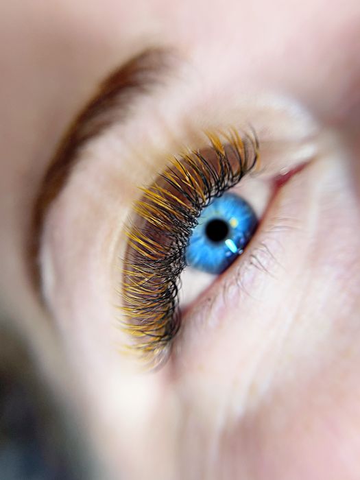 Наращивание ресниц Ламинирование ресниц