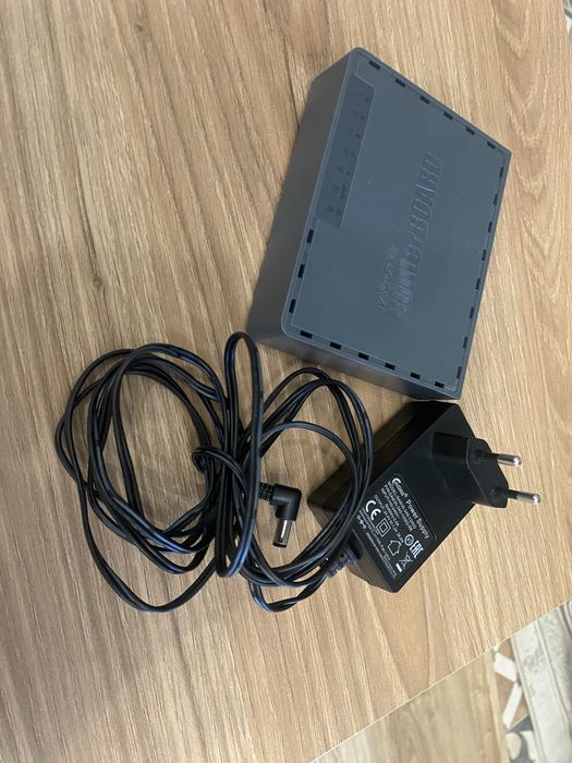 Продам Маршрутизатор MikroTik hEX S