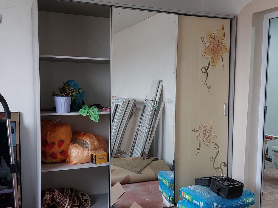 Шкаф сатылады клем б/у