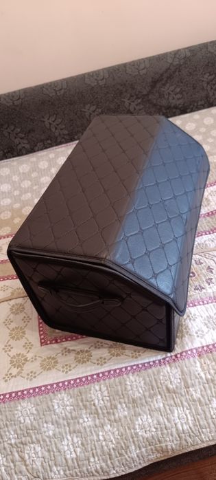 Продам полу мягкии контейнер.