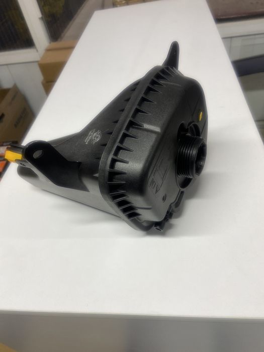 Расширительный бачек БМВ