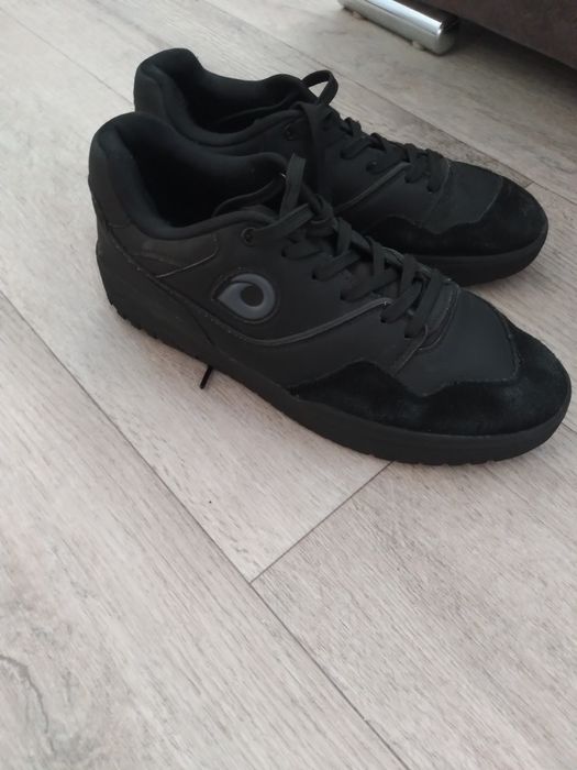 Продам обувь новую