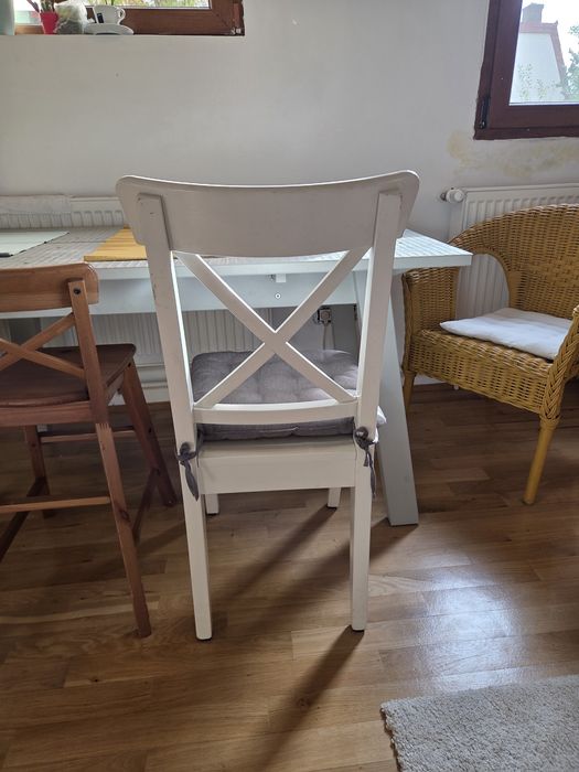 Vând 2 scaune Ikea Rosentorp