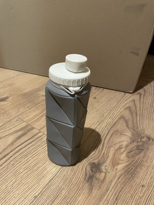 Sticle de apă pliabile din silicon 690ml