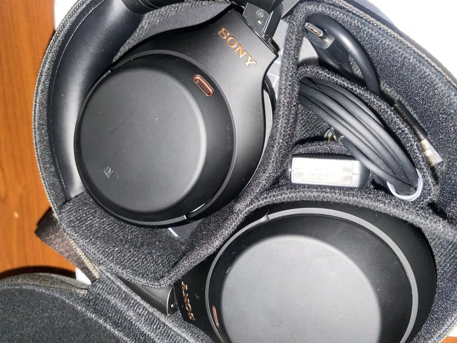 Sony наушники.