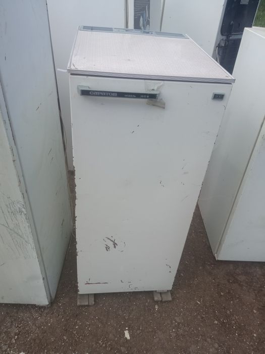 Продам рабочий холодильник