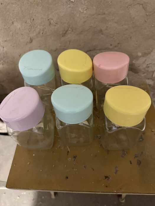 Продам баночки 6 штук