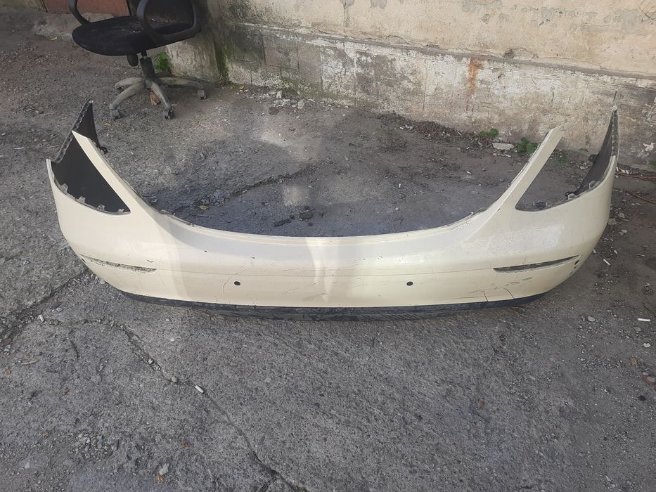 Grile si bari mercedes w213