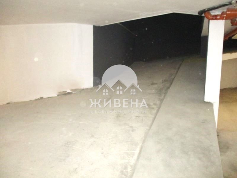 Продава се Гараж / Паркомясто в Варна, Операта - 27 кв.м за 1149 €/кв.м - Снимка #3