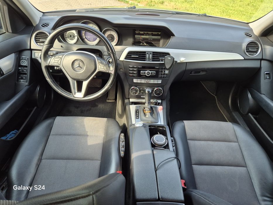 MERCEDES-BENZ C-Class 2012 — imagine 5