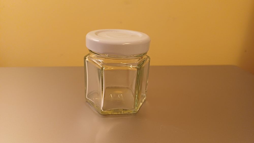 Borcan cu capac 45 ml
