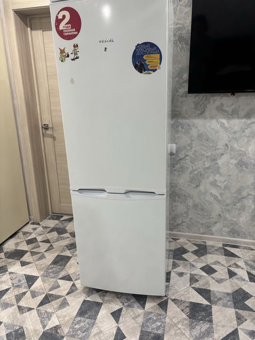 Продам холодильник