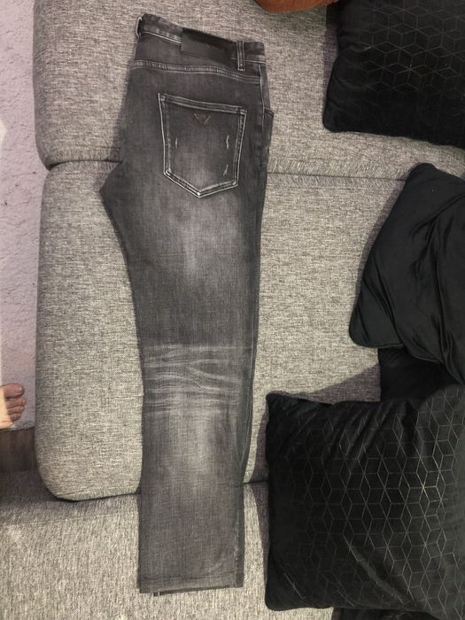 Blugi Emporio Armani originali