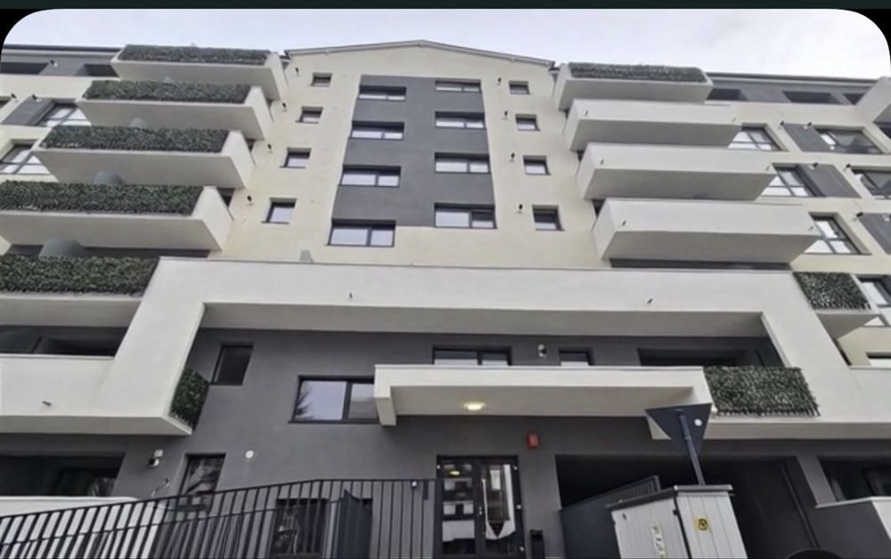 Vivamus Residence, mutare rapida