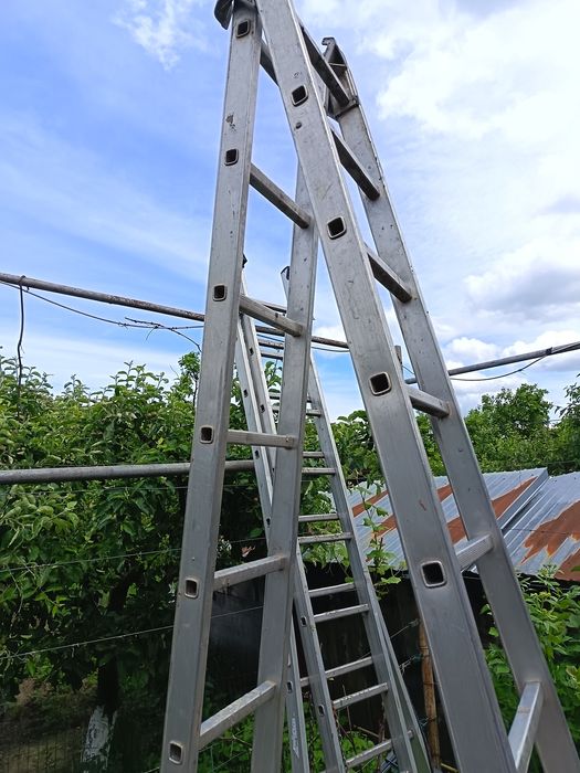 Scara extensibila  1000 ron