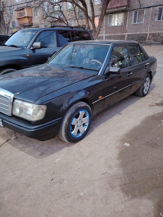 Продам Мерседес 124