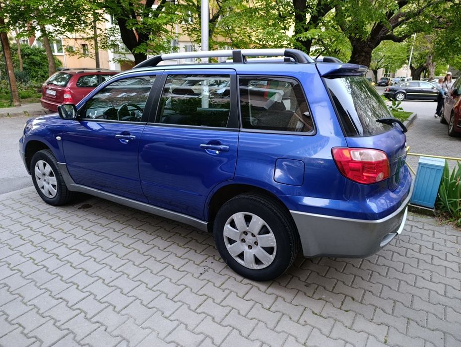 Mitsubishi outlander 2005 г. 2.0, газ