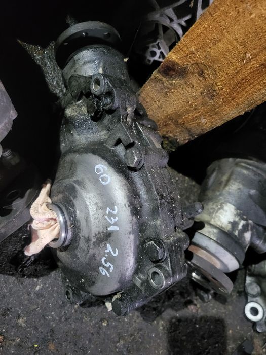 Преден диференциал за Bmw E60 E61 3.0xd 2.56