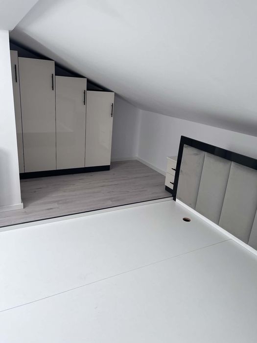 Apartament cu garaj