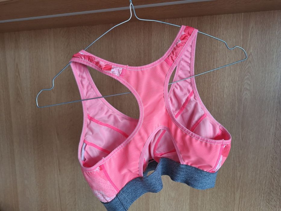 Два спортни комплекта Oysho Fitness