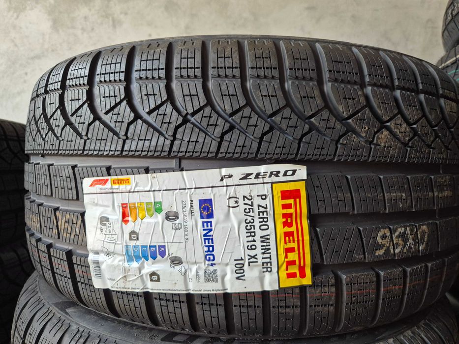 4 Anvelope de IARNA - 245/40/19 - 275/35/19 - PIRELLI P-ZERO Winter * - NOI - DOT 2024