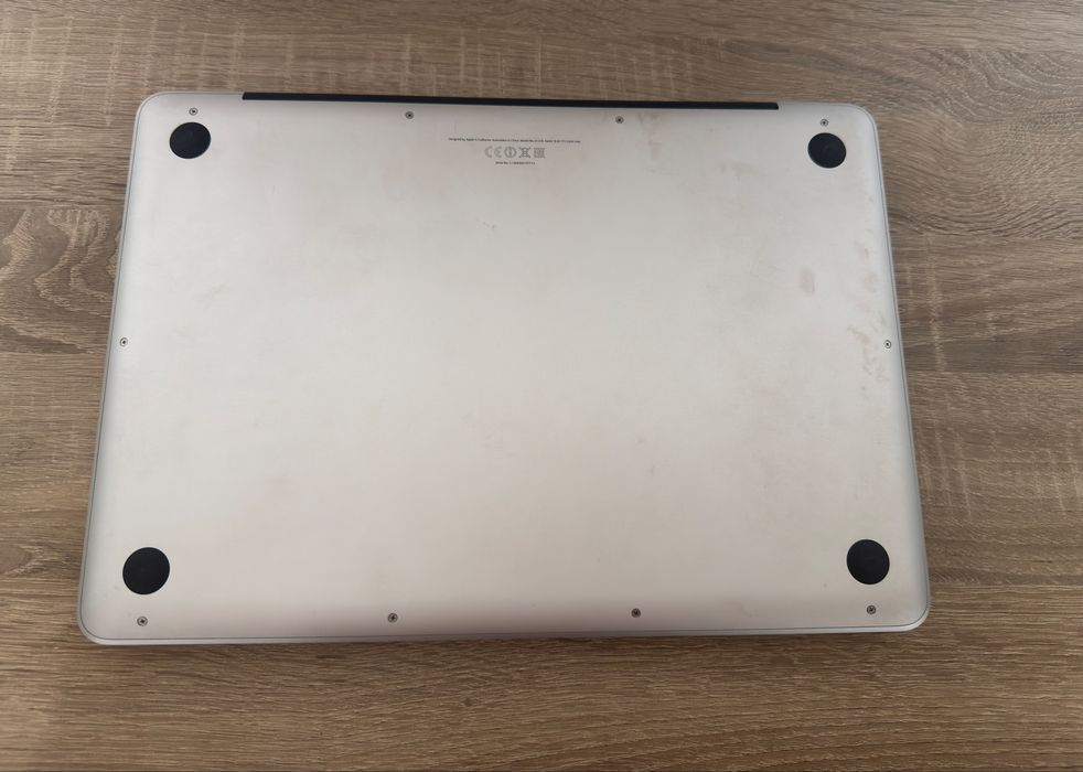 Macbook Pro 13" i5 8GB ram