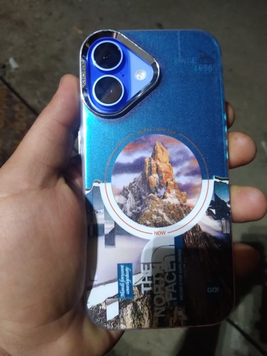 Продам iPhone 16