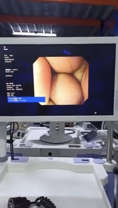 Продаётся  Olimpus cv-290