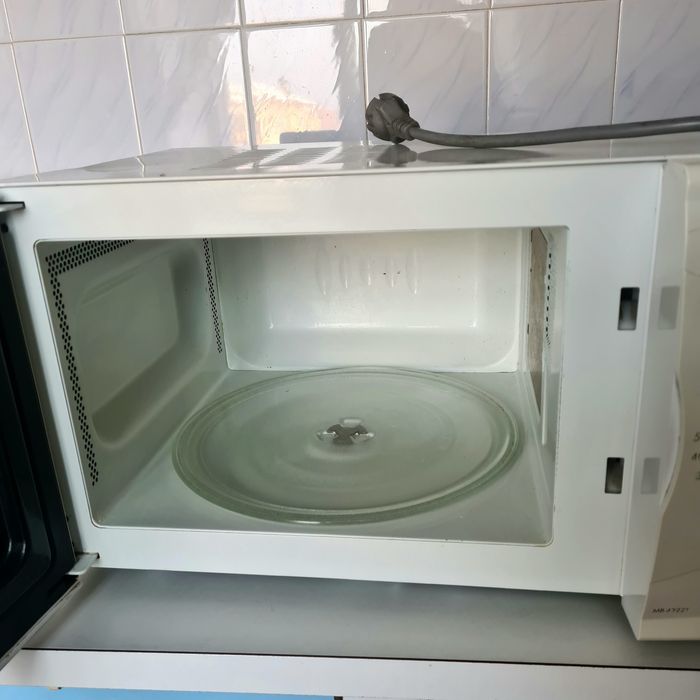 Микроволновая печь СВЧ