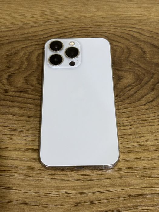 iPhone 13 Pro 256GB Srochno Sotiladi