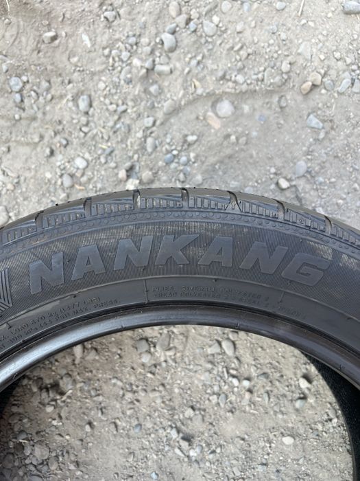 Продам резину пару 215/55/17
