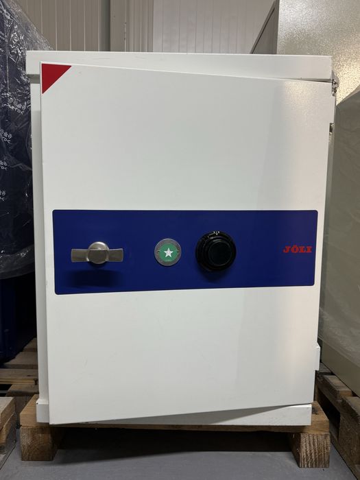 Seif cu cifru mecanic