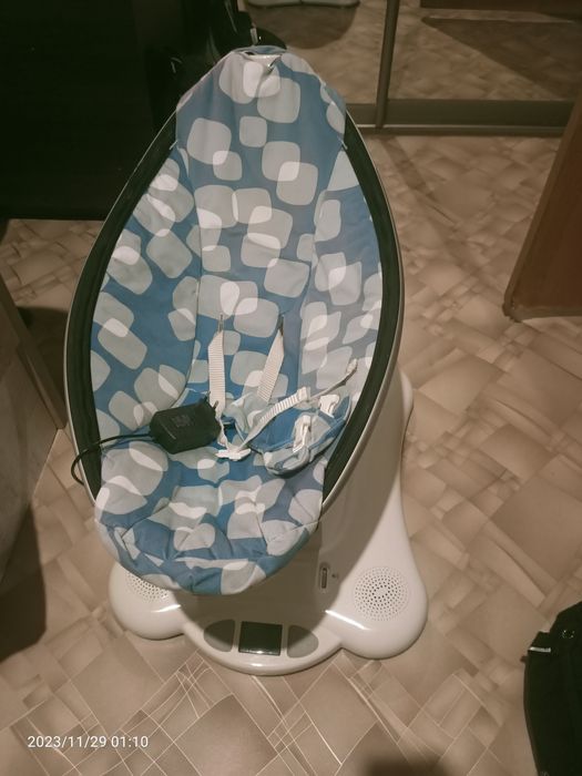 Электронная качеля 4 moms