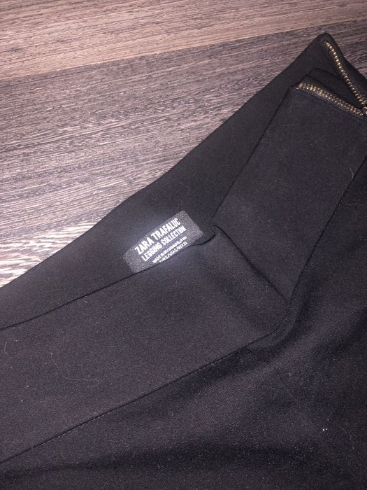 Панталон на Зара