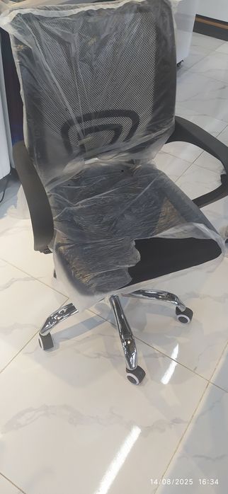 Stul masajni ofis uchun