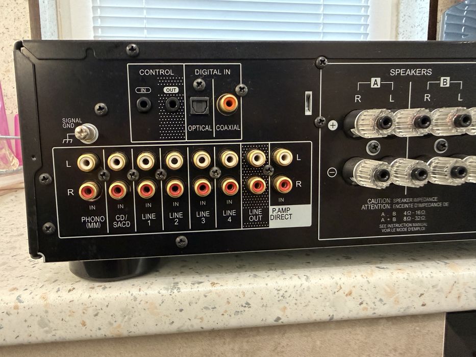 Pioneer A-40AE Стерео усилвател DAC