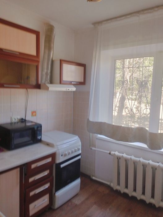 Сдается посуточно 1 ком квартира.