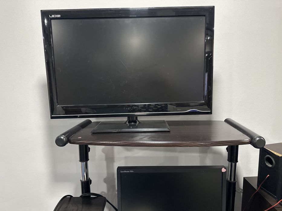 Телевизор,монитор