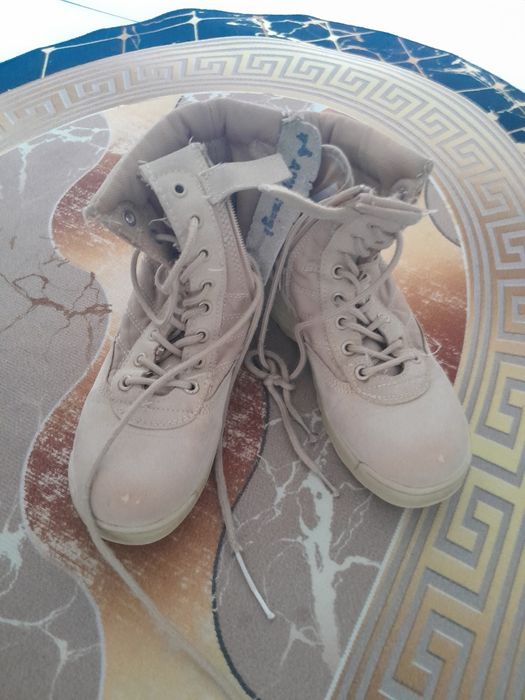 Берцый  военный.