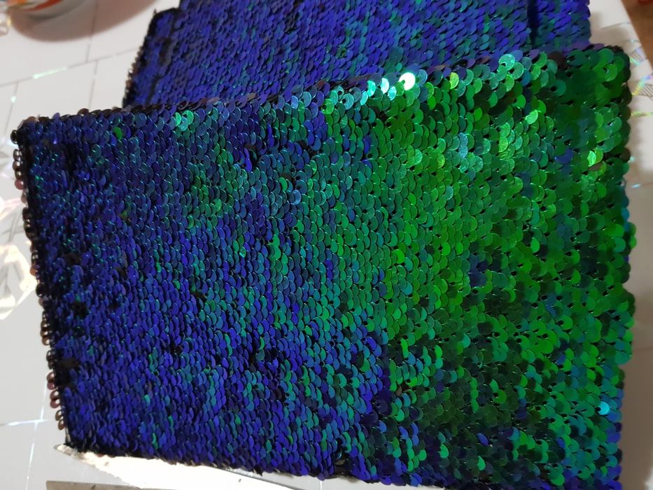 Продам блокноты с пайетками.