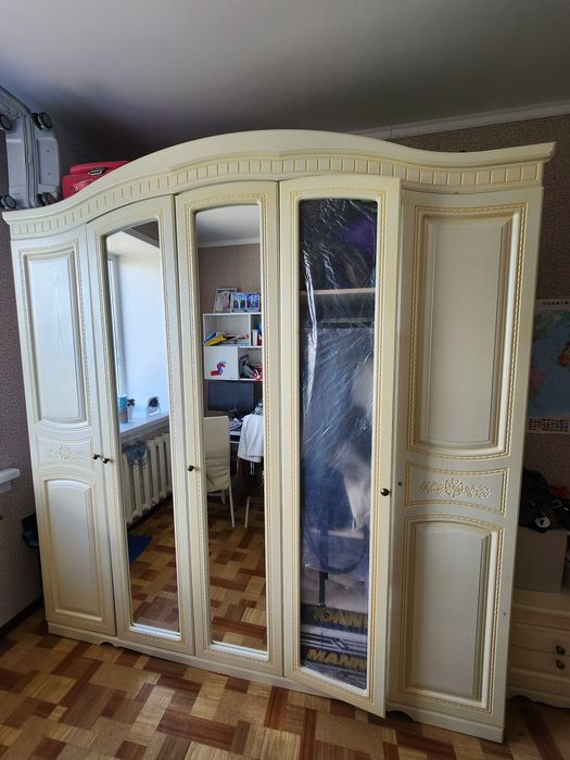 Продам Кровать, шкаф