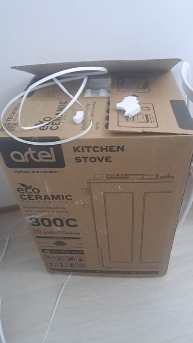 Продам электроплиту ARTEL(НОВУЮ)