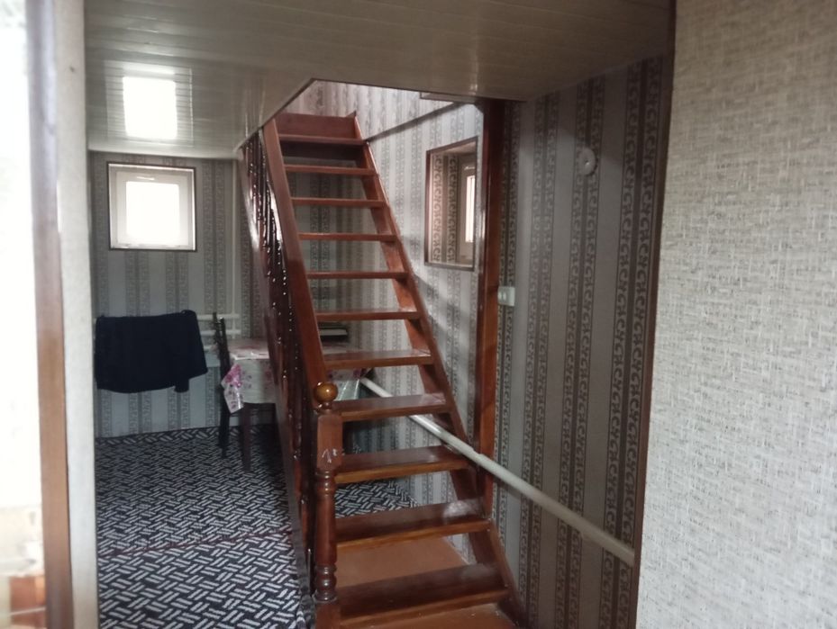 Куктеракда 8 сотух, 4 хонали уй, барча шароитлари билан. 180000 у.е.