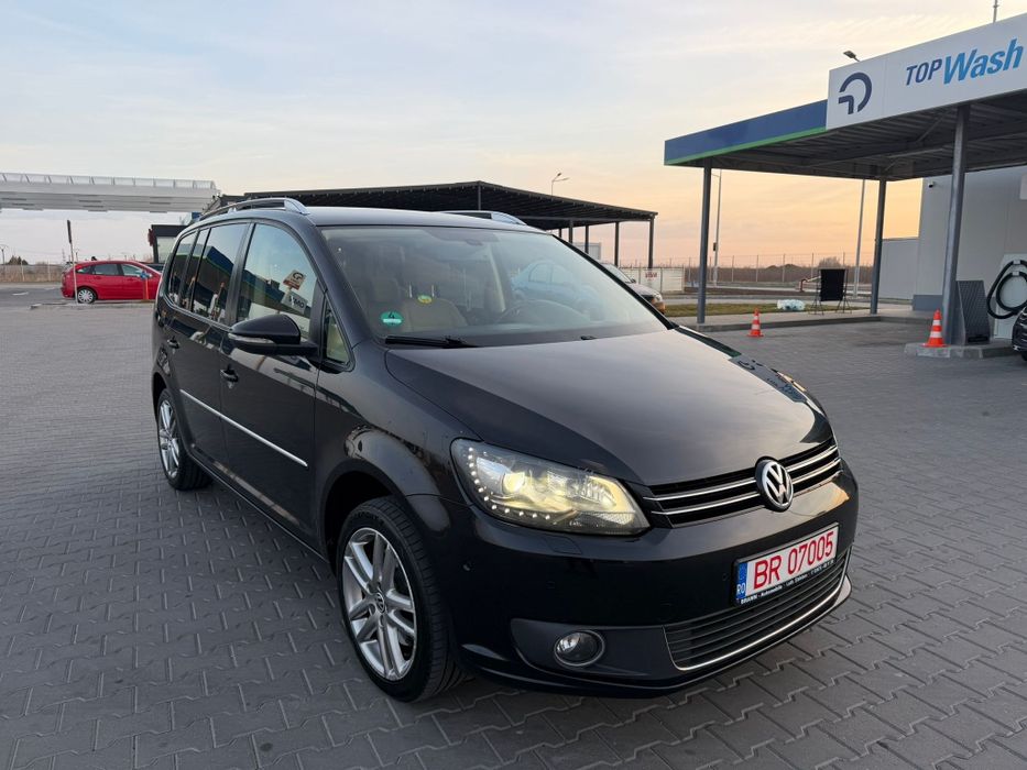 Vând Volkswagen Touran 2.0 TDI -177Cp- Automat- Germania - 2013