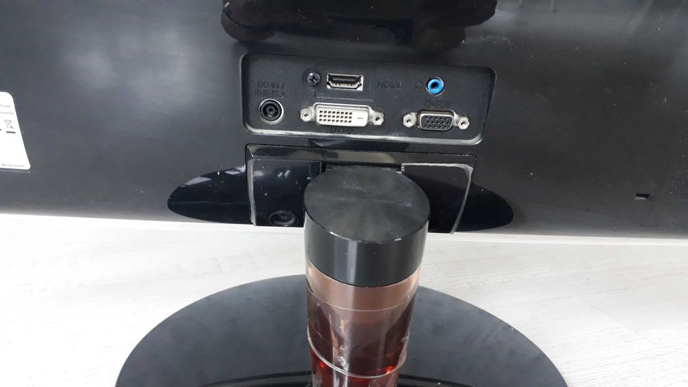 Монитор LG Flatron IPS236V-PN