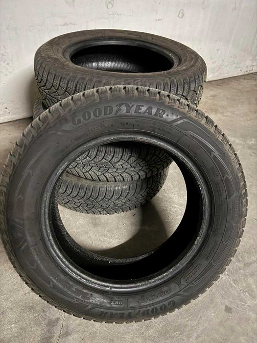 Зимни Гуми GOODYEAR 175/65R14 82T UG9+ MS 4 броя
