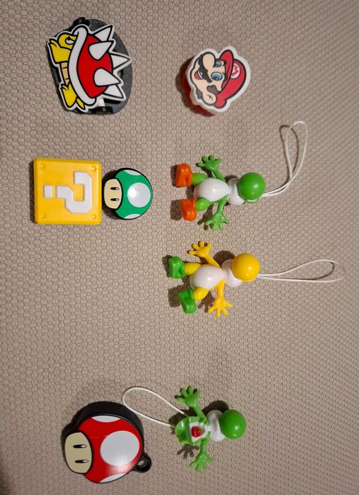 Kinder Joy Super Mario играчки